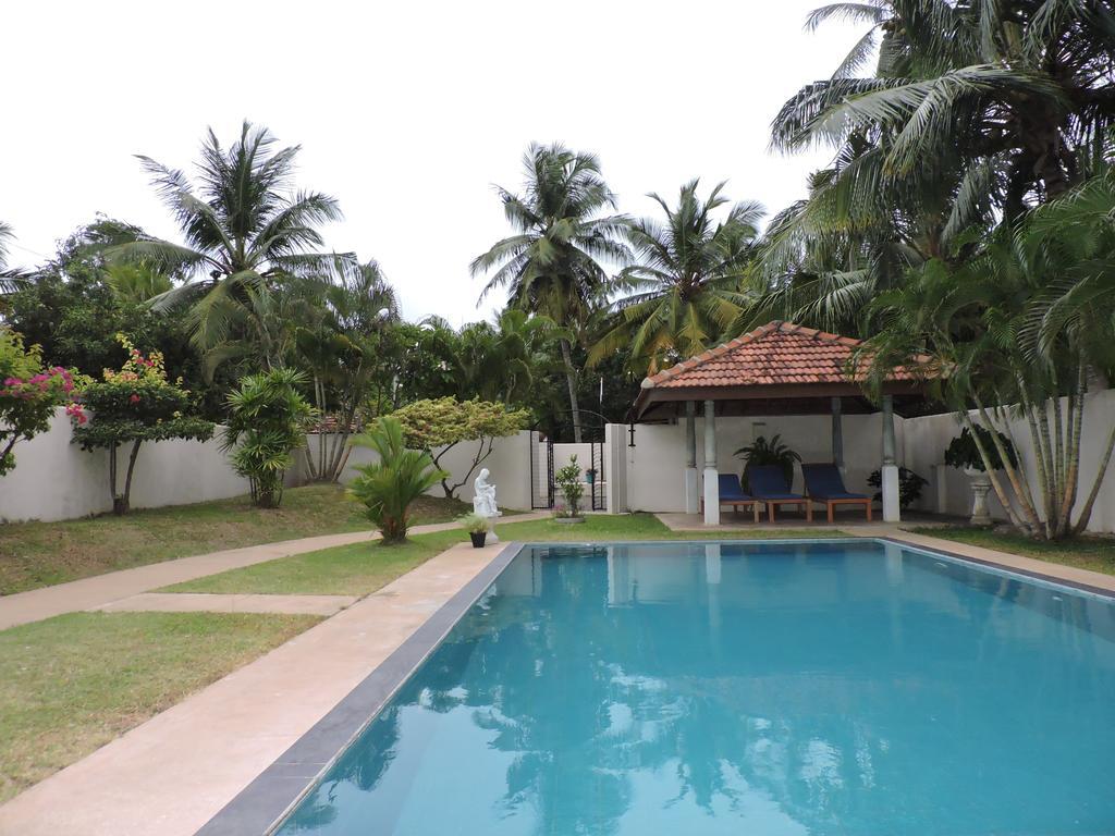 The Lagoon Villa Kurana Katunayaka Esterno foto