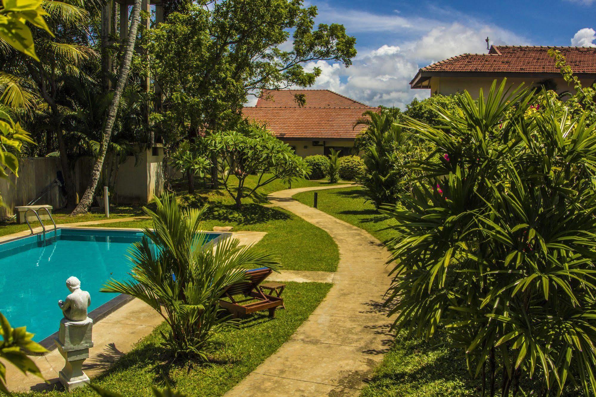 The Lagoon Villa Kurana Katunayaka Esterno foto